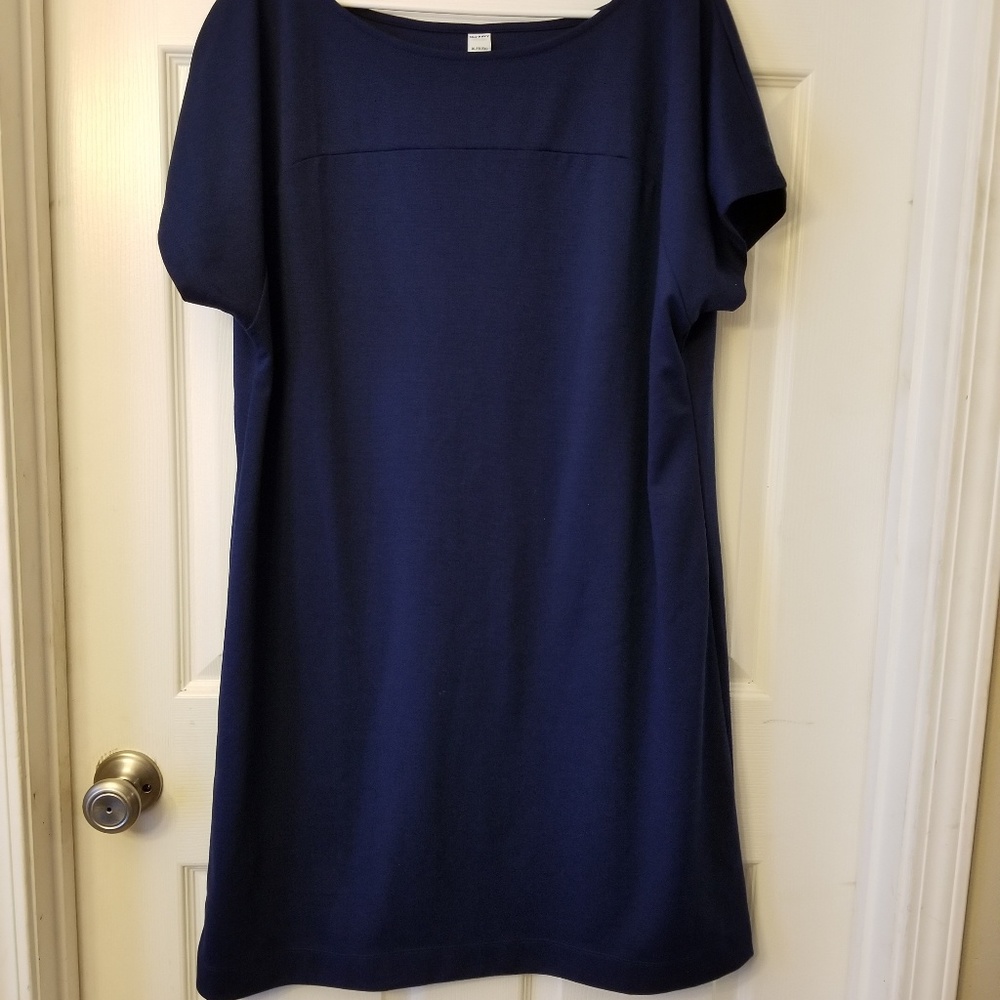 Dress - Picture 4 of 4